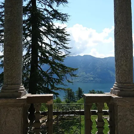 Enchanting View On Promenade Stresa