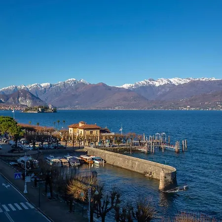 Enchanting View On Promenade * Stresa