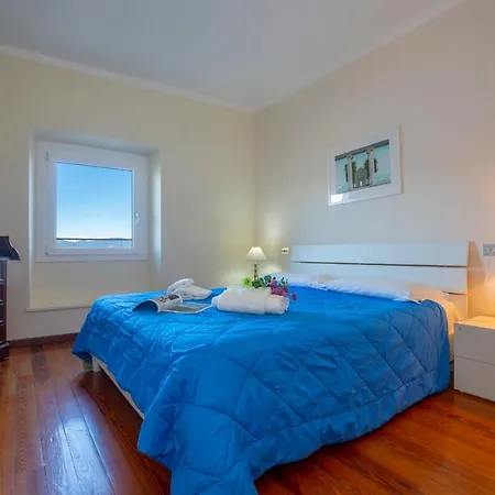 Appartement Enchanting View On Promenade Stresa